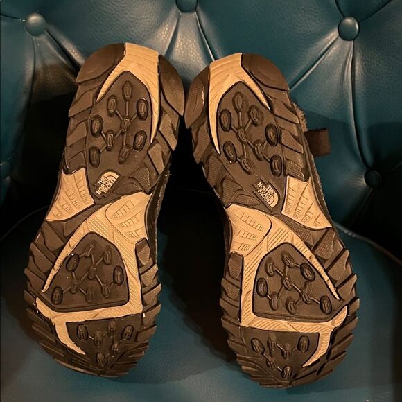 The North Face Winter Boots - Picture 8 of 10